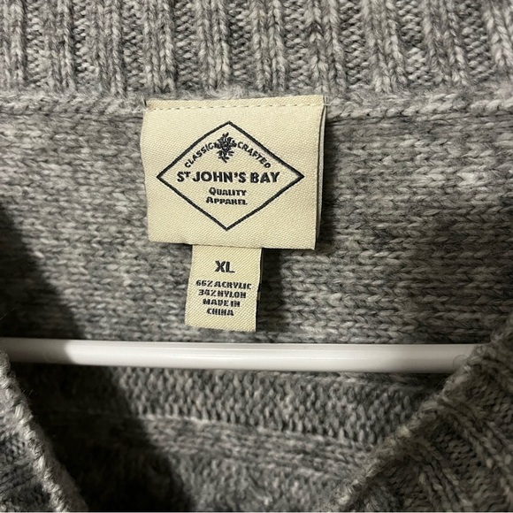 ST. JOHN’S BAY WOMENS GRAY KNIT SWEATER, Size XL - Picture 5 of 8